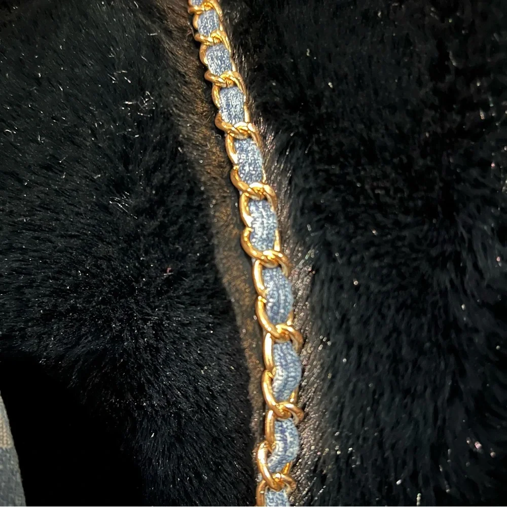 Chanel Beaute Blue Denim Logo Crossbody - Picture 4 of 12